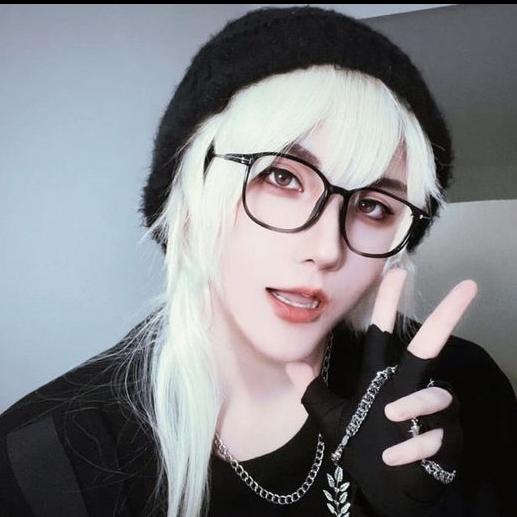 Debbie ††