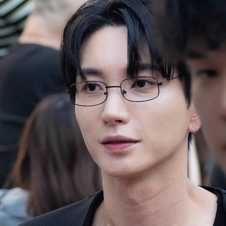 Hyunseok Moon