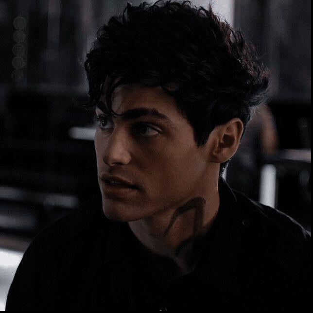 Alec Lightwood