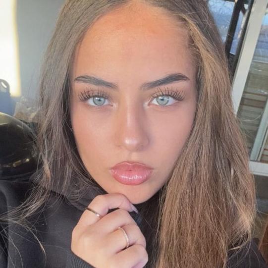 Chloé  Muller