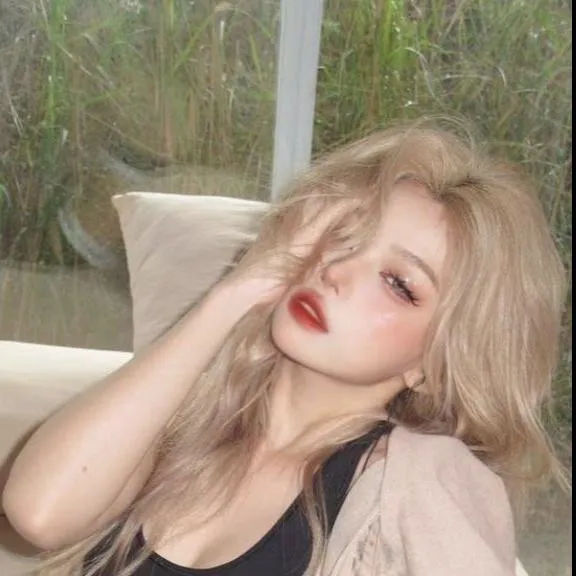 Eliana  Nura Reis 