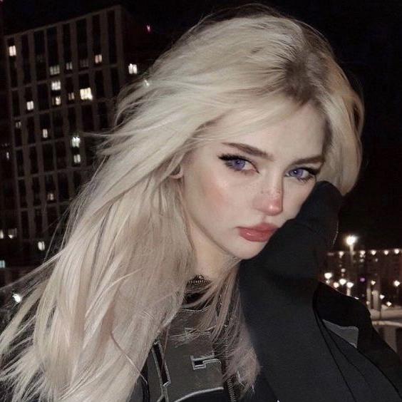 Anaïs Loomis 