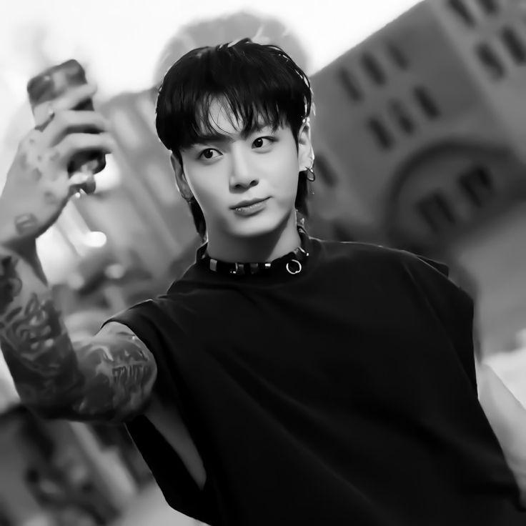 𝐀𝐧𝐝𝐫𝐞𝐰  𝐉𝐚𝐦𝐞𝐬