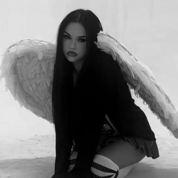 𝑽𝑰𝑪𝑻𝑶𝑹𝑰𝑨 𝑩𝑨𝑹𝑵𝑬𝑺