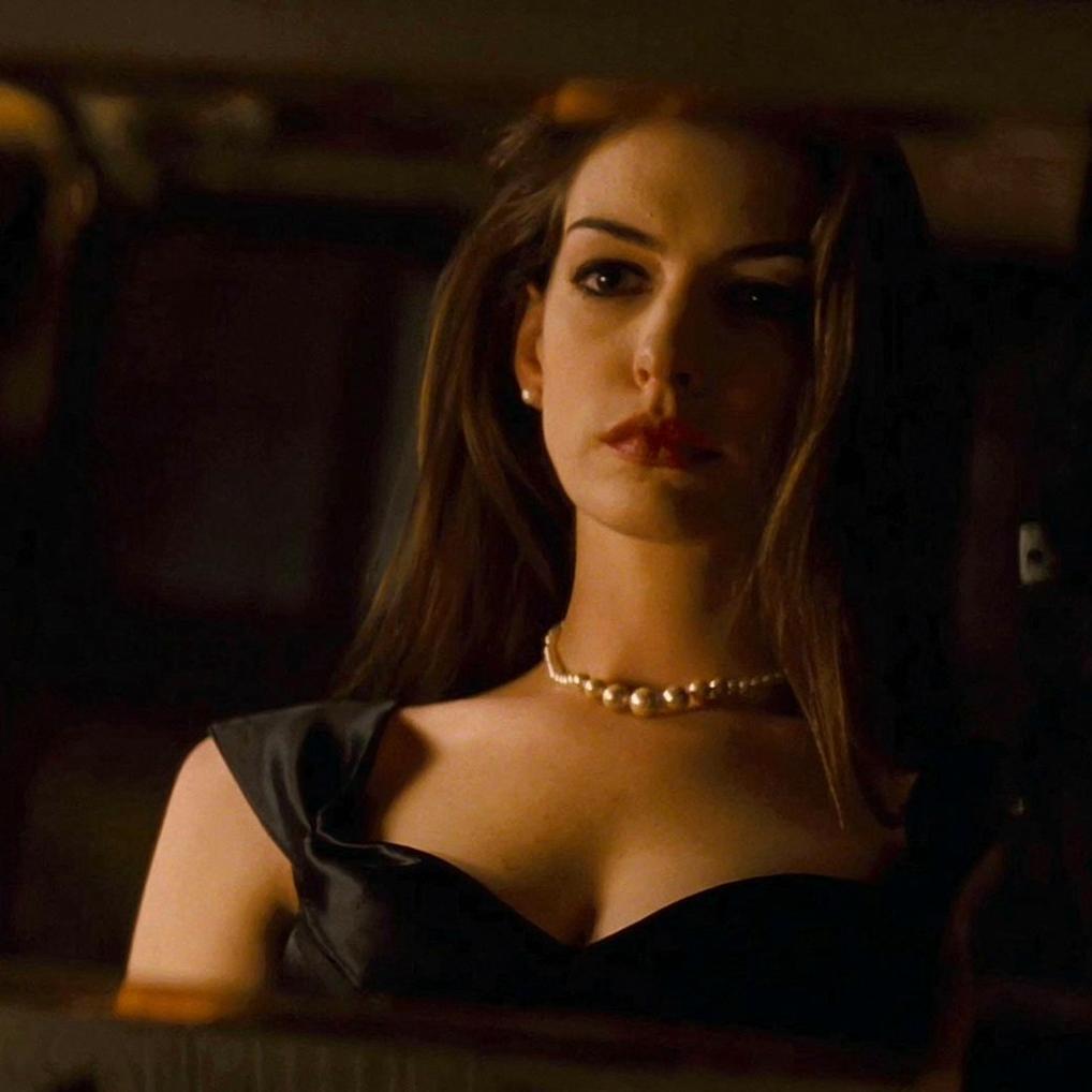 𝐒𝐞𝐥𝐢𝐧𝐚 𝐊𝐲𝐥𝐞