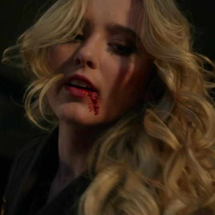 𝘾𝒍𝙖𝒊𝙧𝒆 𝑵𝙤𝒗𝙖𝒌