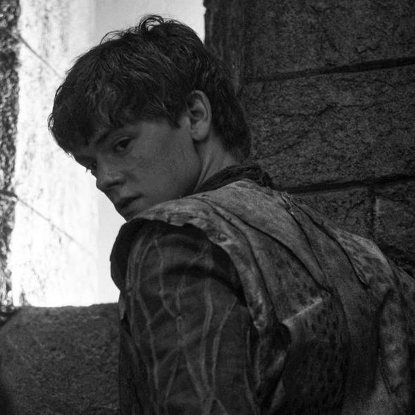 𝙻𝚄𝙲𝙸𝙴𝙽 𝙷𝙰𝙶𝚁𝙸𝙳 