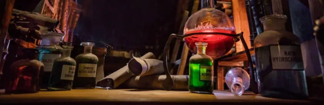 Dʀ Jᴏʜɴ Dᴇᴇ 0̷0̷7̷ ♆