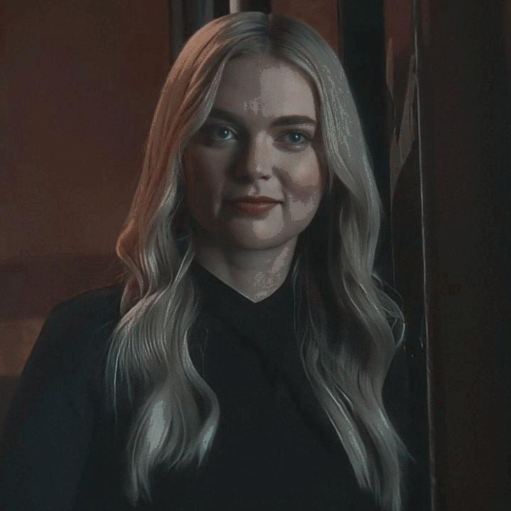 𝐿𝑖𝑧𝑧𝑖𝑒 &middot; 𝑱𝒆𝒏𝒏𝒂 &middot; 𝑆𝑎𝑙𝑡𝑧𝑚𝑎𝑛