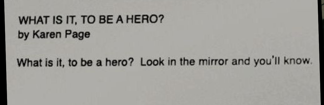 Ba&uacute;l de Karen Page