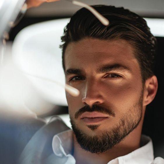 𝕷𝖚𝖈𝖎𝖋𝖊𝖗  𝕸𝖔𝖗𝖓𝖎𝖓𝖌𝖘𝖙𝖆𝖗