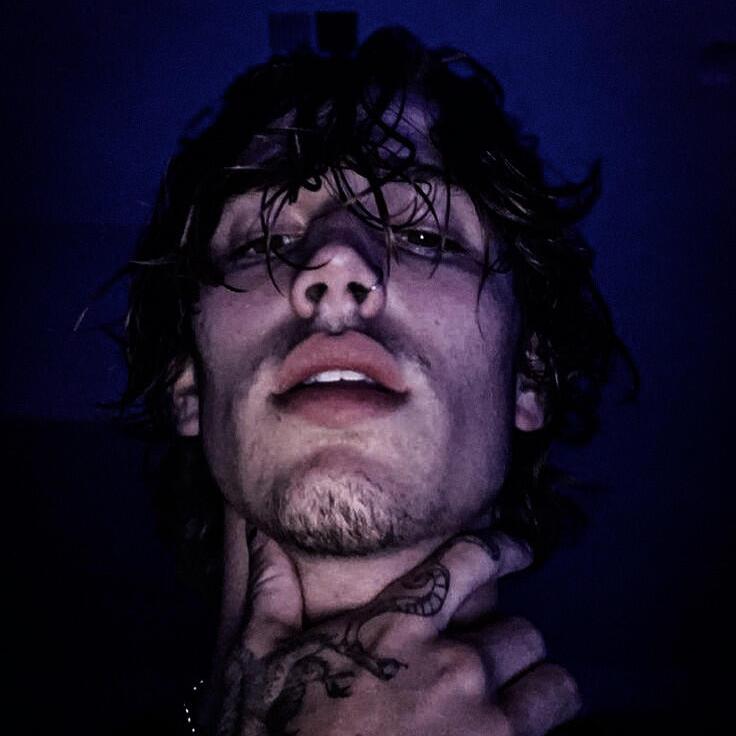 𝐄𝐥𝐢𝐚𝐬 