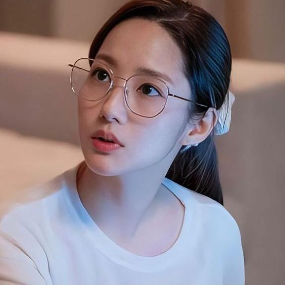 Ji Won Kang